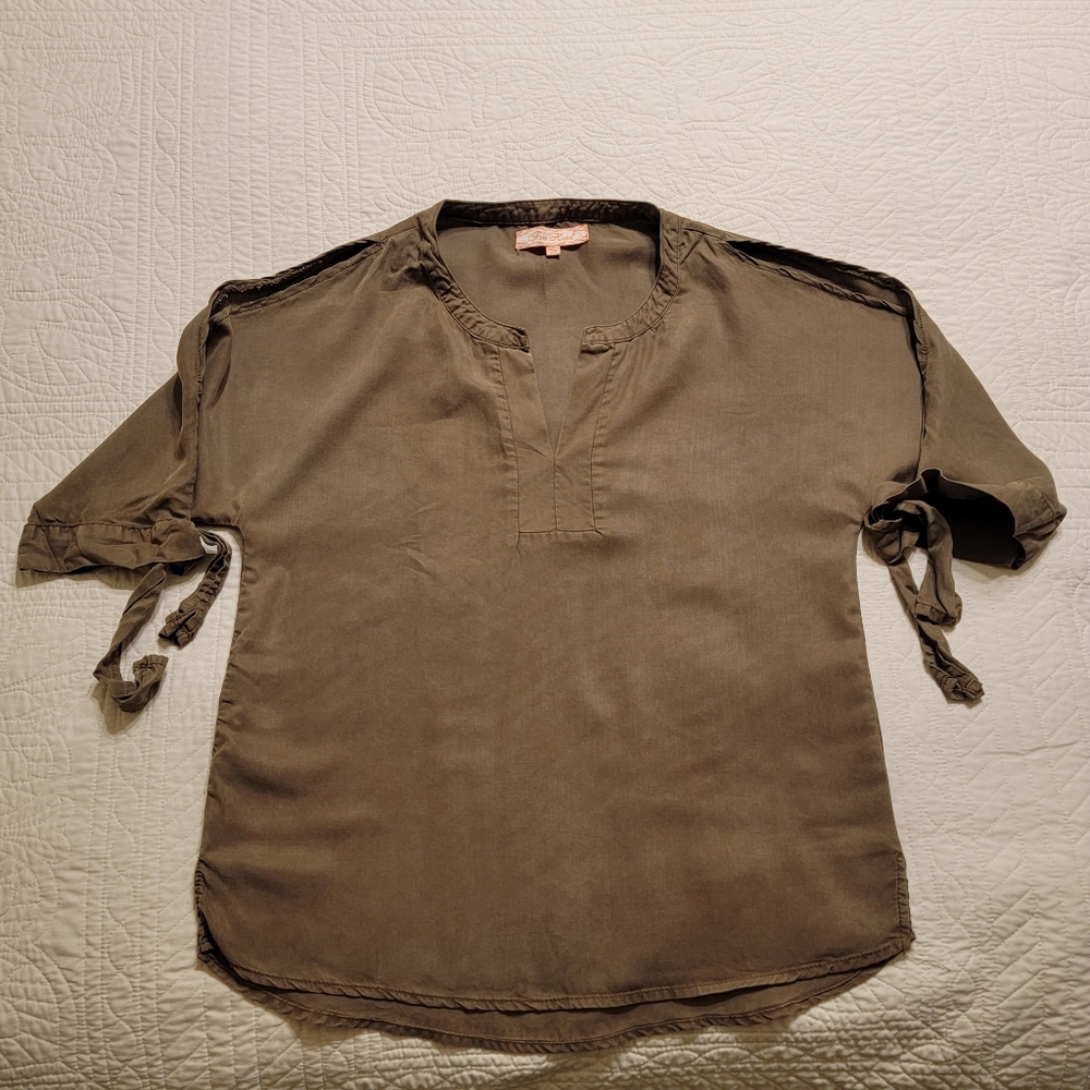 Free Heart Women's Top Sz XS